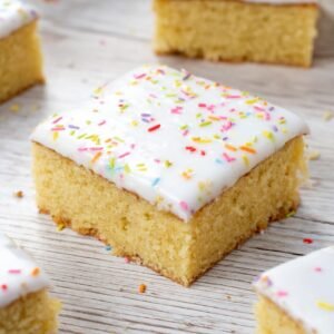 School cake - 10 slices